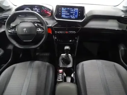 Photo 9 Peugeot 208  1.2 PureTech 100ch S&S Allure 118g