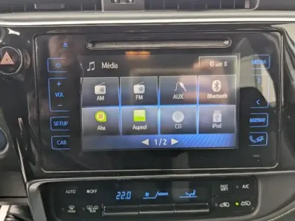 Photo 8 Toyota Auris Gén. II Ph2 Dynamic Business 5