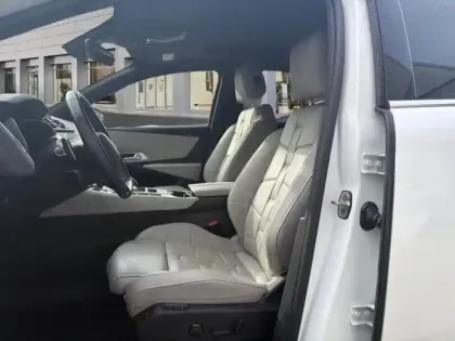 Photo 7 DS DS 7  E-TENSE 4x4 300ch Opera