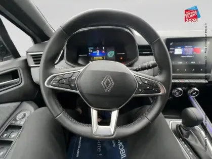 Photo 11 Renault Clio  1.6 E-Tech 145ch full hybrid Techno - 24