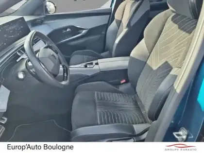 Photo 10 Peugeot 3008  1.2 Hybrid 136ch GT e-DCS6