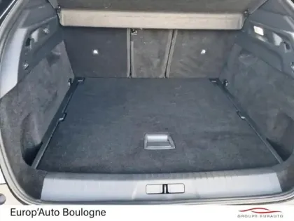 Photo 5 Peugeot 3008  1.2 Hybrid 136ch GT e-DCS6