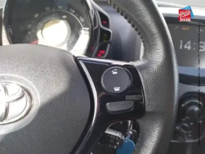 Photo 11 Toyota Aygo  1.0 VVT-i 72ch x-play 5p