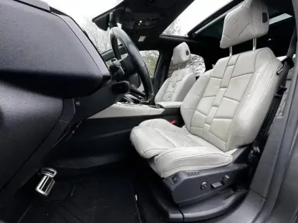 Photo 11 DS DS 7  E-TENSE 4x4 300ch Esprit Voyage