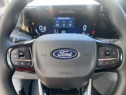 Photo 12 Ford Custom Gén. II Ph1 Limited 1