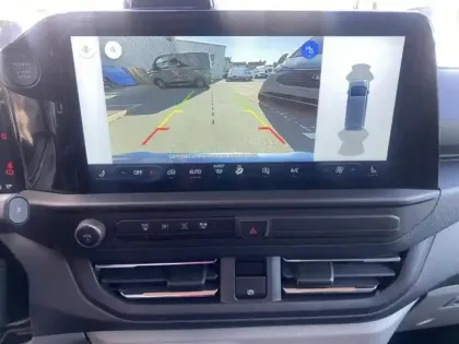 Photo 14 Ford Custom Gén. II Ph1 Limited 1