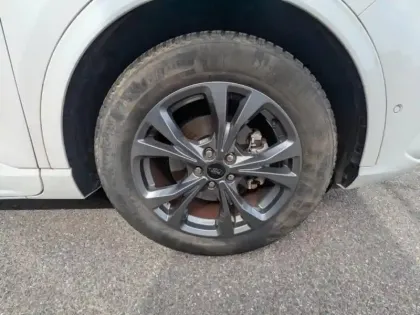 Photo 9 Ford Kuga  2.5 Duratec 190ch FHEV E85 ST-Line BVA