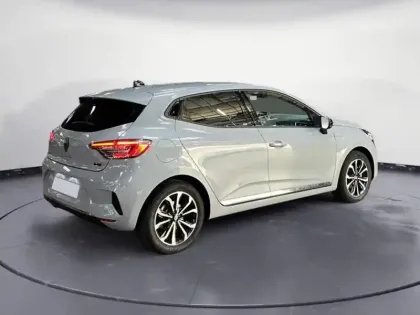 Photo 5 Renault Clio  1.6 E-Tech 145ch full hybrid Techno - 25b