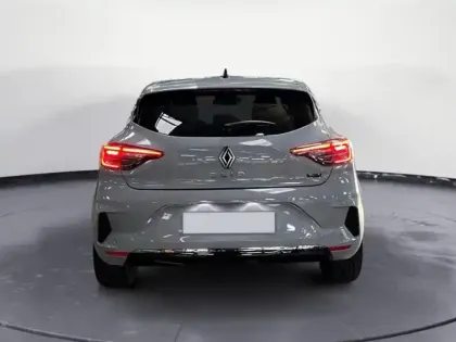 Photo 7 Renault Clio  1.6 E-Tech 145ch full hybrid Techno - 25b