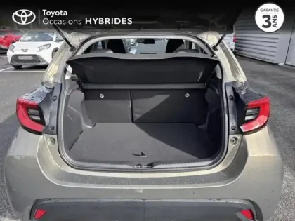 Photo 9 Toyota Yaris  116h Design 5p