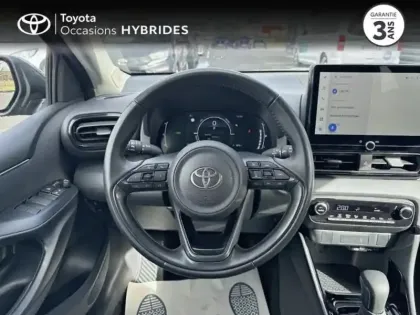 Photo 8 Toyota Yaris  116h Design 5p