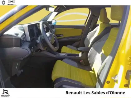 Photo 17 Renault 5  E-Tech Electrique 10ch Iconic Cinq autonomie confort