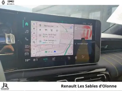 Photo 13 Renault 5  E-Tech Electrique 10ch Iconic Cinq autonomie confort