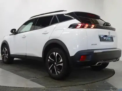 Photo 6 Peugeot 2008  1.2 PureTech 130ch S&S Allure Pack