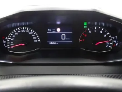 Photo 8 Peugeot 2008  1.2 PureTech 130ch S&S Allure Pack