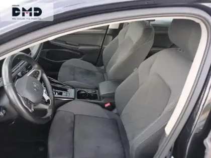 Photo 9 Volkswagen Golf Gén. VIII Ph1 Style 5