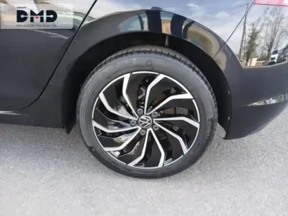 Photo 13 Volkswagen Golf Gén. VIII Ph1 Style 5