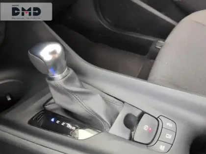 Photo 7 Toyota C-HR  1.8 Hybride 122ch Dynamic E-CVT