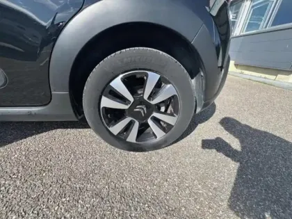 Photo 10 Citroën C3  1.2 PureTech 110ch S&S C-Series 124g