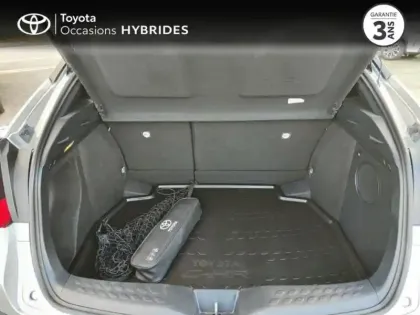 Photo 9 Toyota C-HR  122h Collection 2WD E-CVT MY22
