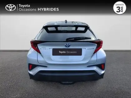Photo 18 Toyota C-HR  122h Collection 2WD E-CVT MY22