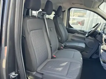 Photo 10 Ford Custom Gén. II Ph1 Limited 1