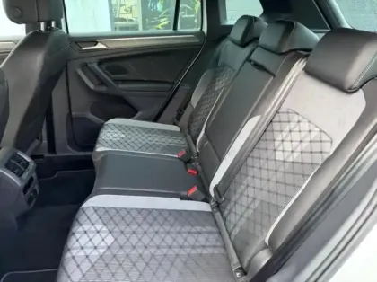 Photo 6 Volkswagen Tiguan  1.4 eHybrid 245ch R-Line DSG6