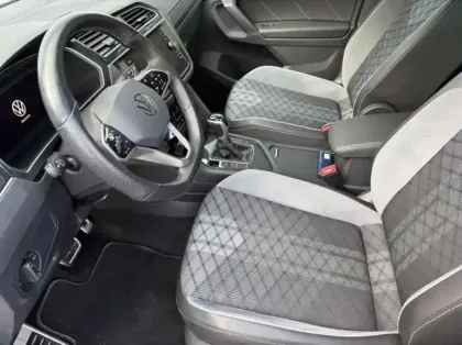 Photo 9 Volkswagen Tiguan  1.4 eHybrid 245ch R-Line DSG6