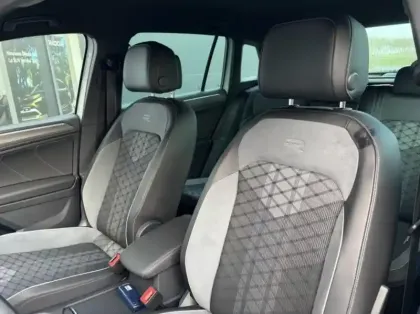 Photo 10 Volkswagen Tiguan  1.4 eHybrid 245ch R-Line DSG6