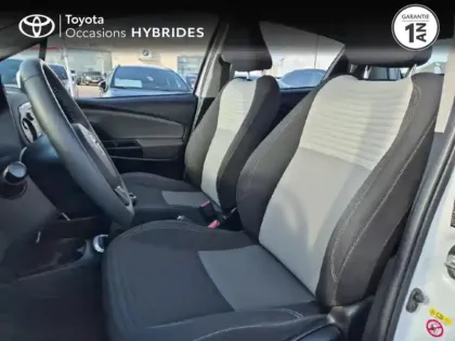 Photo 10 Toyota Yaris  69 VVT-i Dynamic Business 5p