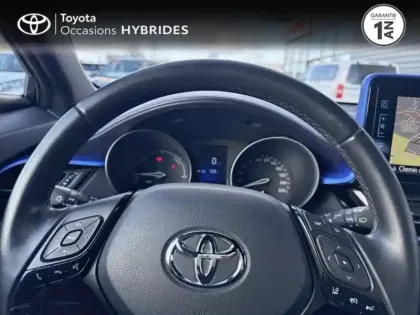 Photo 12 Toyota C-HR  122h Graphic 2WD E-CVT