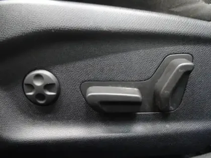 Photo 13 Peugeot 308  PHEV 225ch GT Pack e-EAT8