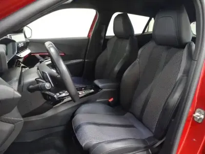 Photo 10 Peugeot 2008  1.2 PureTech 130ch S&S GT EAT8