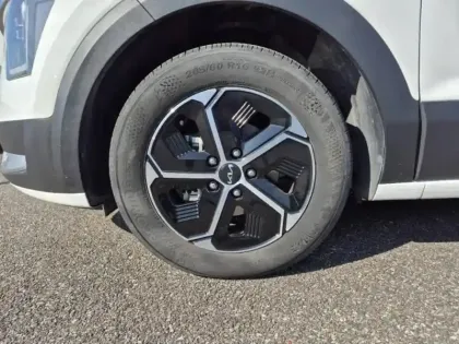 Photo 12 Kia Niro Gén. II Ph1 Motion 5