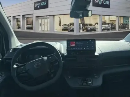 Photo 8 Citroën Berlingo  M 1.5 BlueHDi 130ch S&S MAX BVA8 5 places