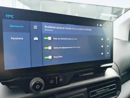 Photo 13 Citroën Berlingo  M 1.5 BlueHDi 130ch S&S MAX BVA8 5 places