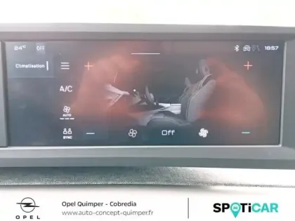 Photo 29 Peugeot 3008  1.2 Hybrid 145ch Allure e-DCS6