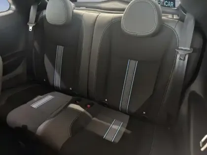 Photo 12 Abarth 500  e 155ch 42kWh Pack 4cv