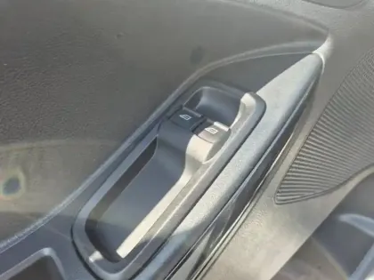 Photo 8 Ford Ka Gén. I Ph1 Essential 5