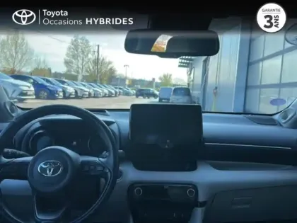 Photo 7 Toyota Yaris  116h Iconic 5p MY22