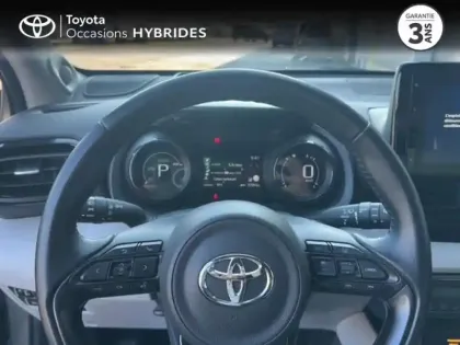 Photo 12 Toyota Yaris  116h Iconic 5p MY22