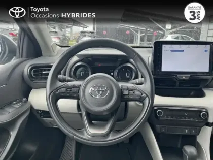 Photo 12 Toyota Yaris  116h Iconic 5p MY22 - TVA RECUP.