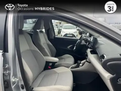 Photo 5 Toyota Yaris  116h Iconic 5p MY22 - TVA RECUP.