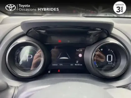 Photo 28 Toyota Yaris  116h Iconic 5p MY22 - TVA RECUP.