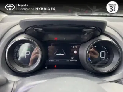 Photo 13 Toyota Yaris  116h Iconic 5p MY22 - TVA RECUP.