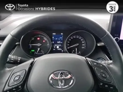 Photo 12 Toyota C-HR  2.0 Hybride 184ch Collection E-CVT