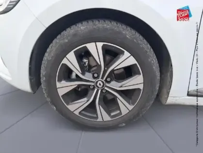 Photo 9 Renault Clio  1.6 E-Tech hybride 140ch Limited -21N