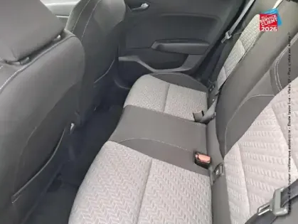 Photo 10 Renault Clio  1.6 E-Tech hybride 140ch Limited -21N