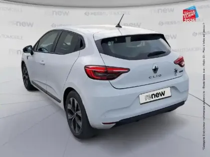 Photo 7 Renault Clio  1.6 E-Tech hybride 140ch Limited -21N