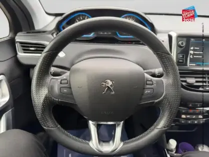 Photo 11 Peugeot 2008  1.2 PureTech 130ch E6.c Crossway S&S EAT6 6cv